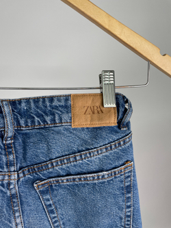 Джинсы Zara