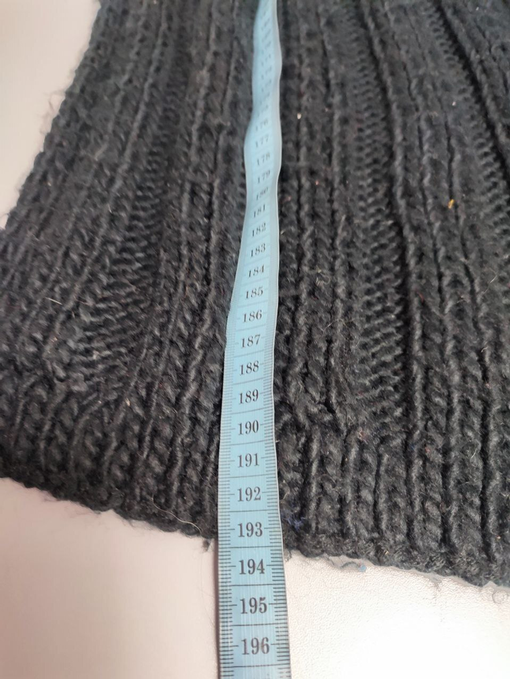 Шарф длинный темный