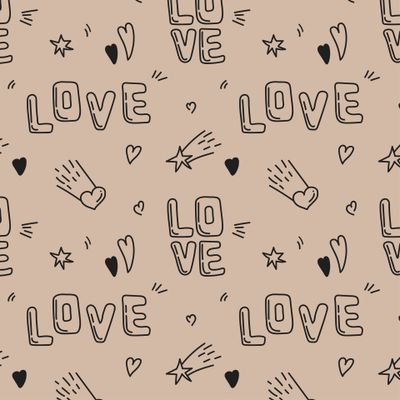 Тату любовь love на телесном/бежевом фоне