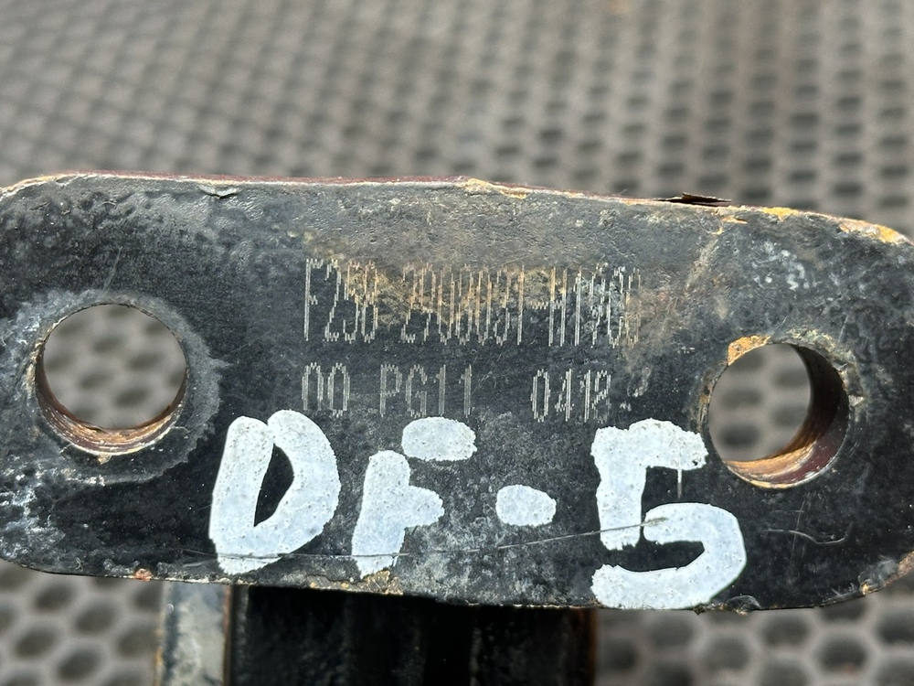 Кронштейн заднего стабилизатора 2023г