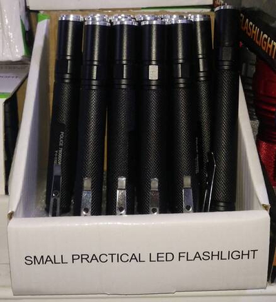 Карманный светодиодный фонарик-ручка Y-I-1103  427 7820