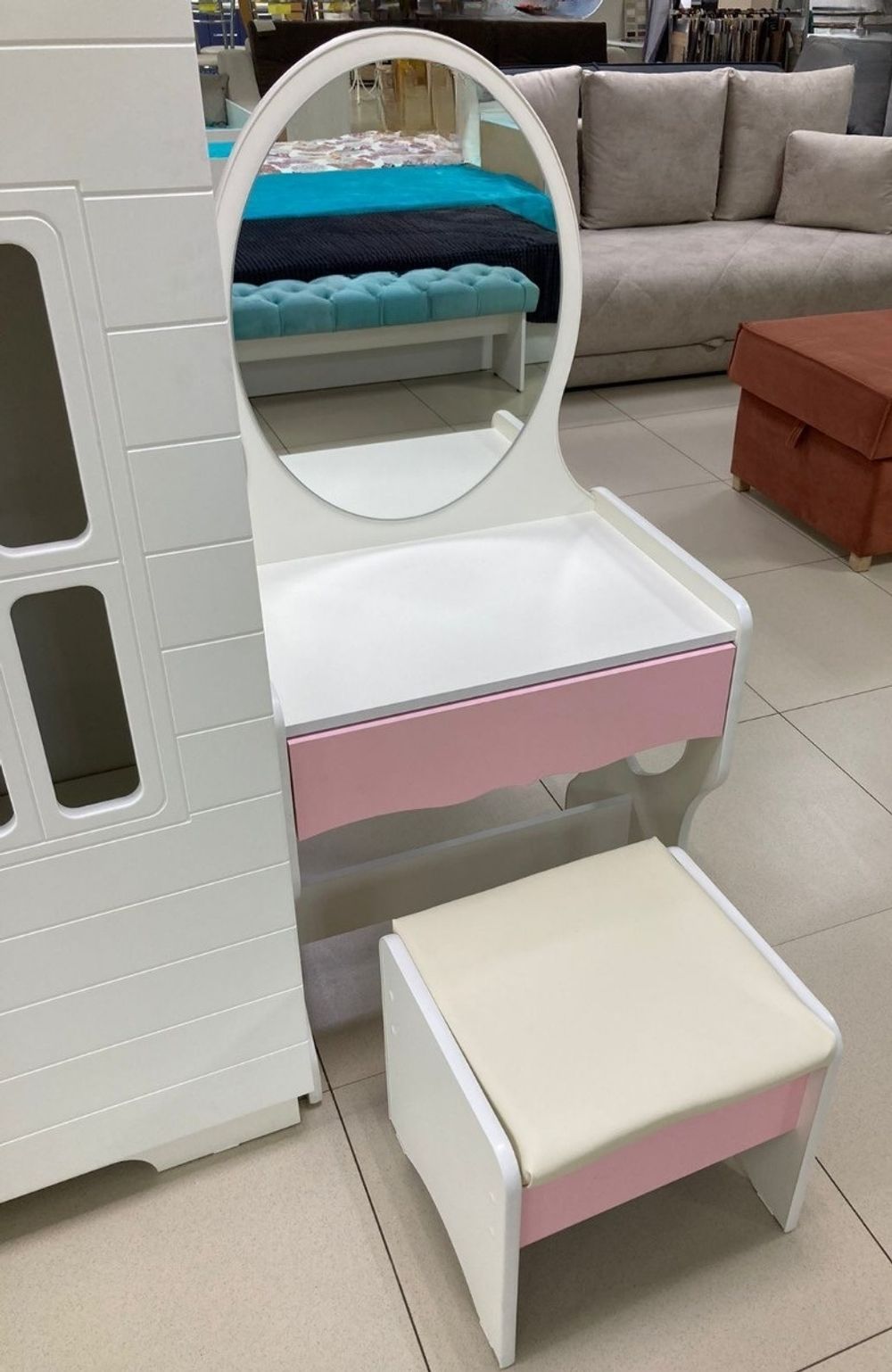 Пуф к туалетному столику белый/розовый