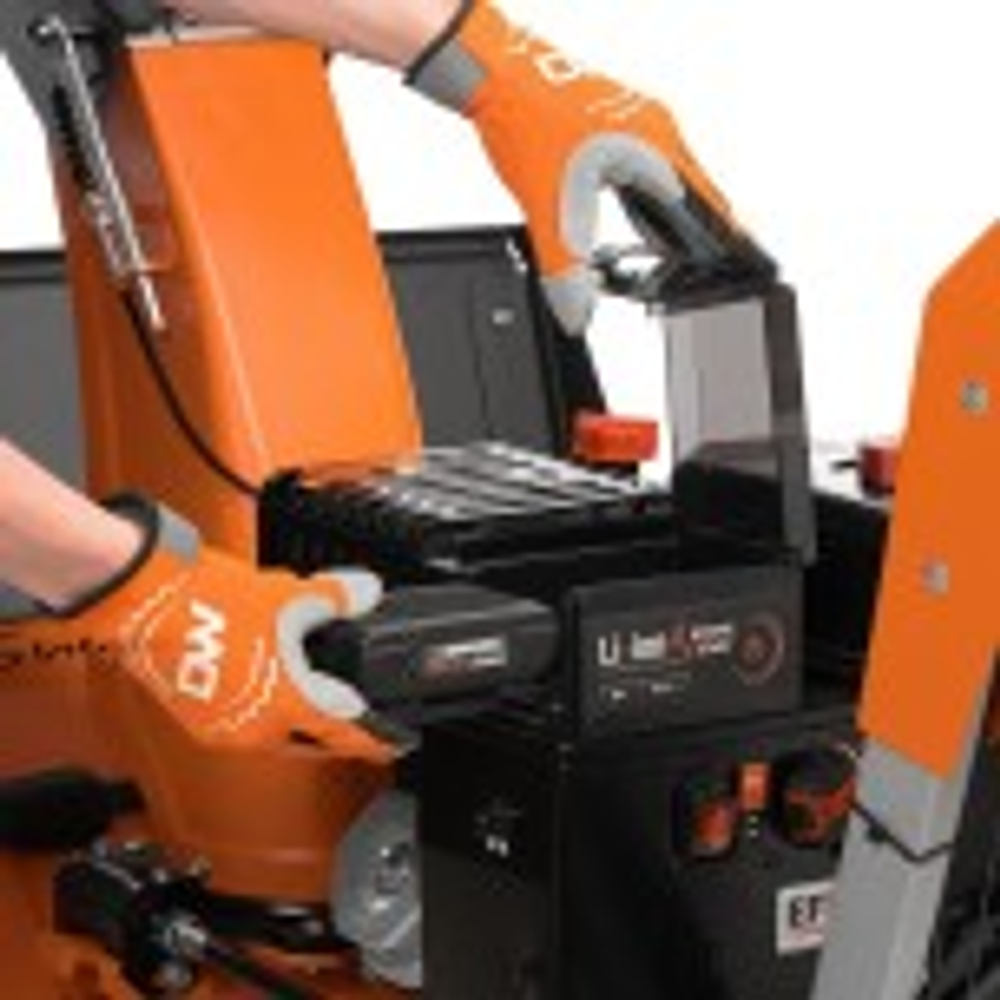 Снегоуборщик бензиновый DAEWOO DAST 1080 EFI с инжекторным двигателем