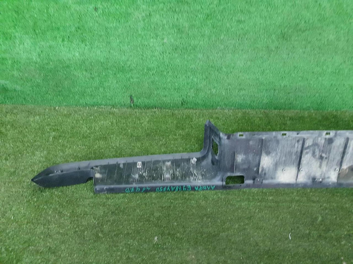 Накладка заднего бампера верхняя Mercedes X W470 (2017-2020)