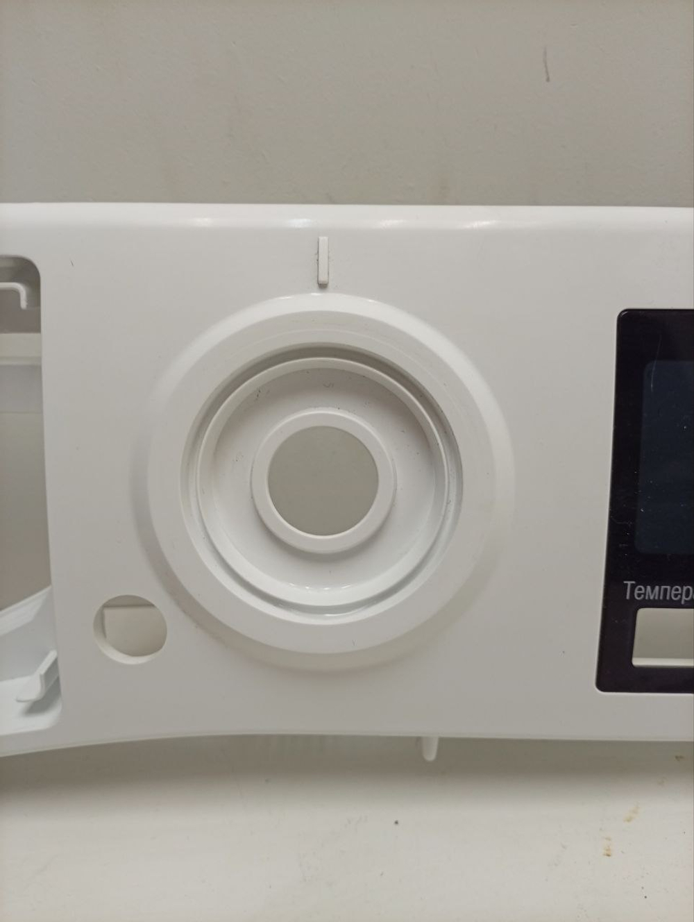 RST703DW кт18 Панель лицевая стиральной машины Ariston 250007251 б/у