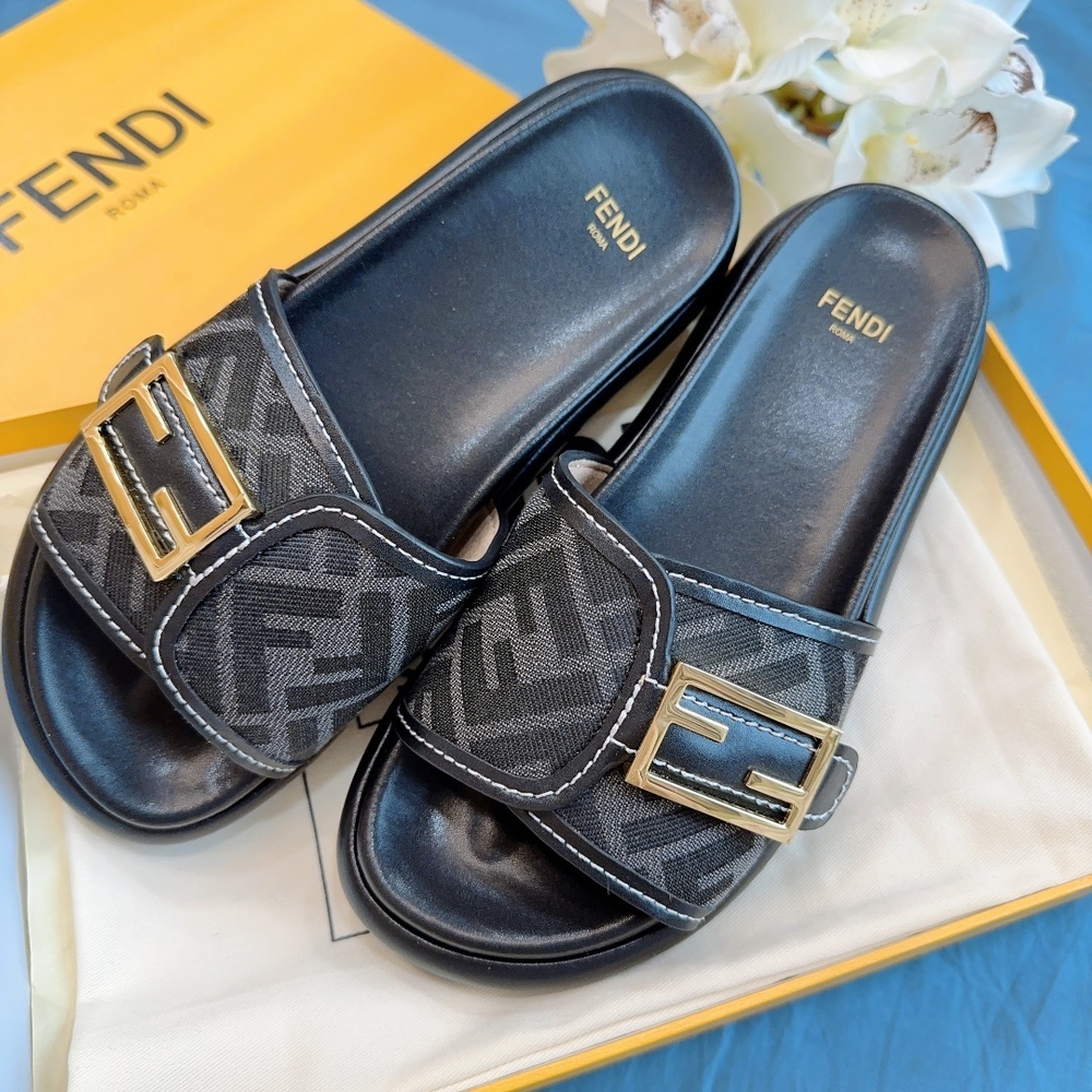 Fendi Slides