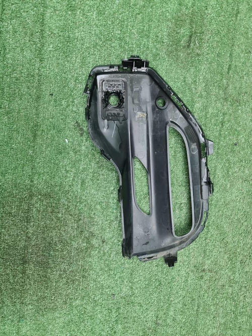 Накладка ПТФ правая BMW X5 G05 (18-23) M-paket