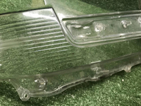 Стекло фары правое Toyota Land Cruiser 200 (15-21)