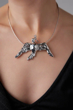 Колье Serenity птица с веточкой в оттенке серебро на гривне