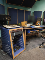 Акустический стол