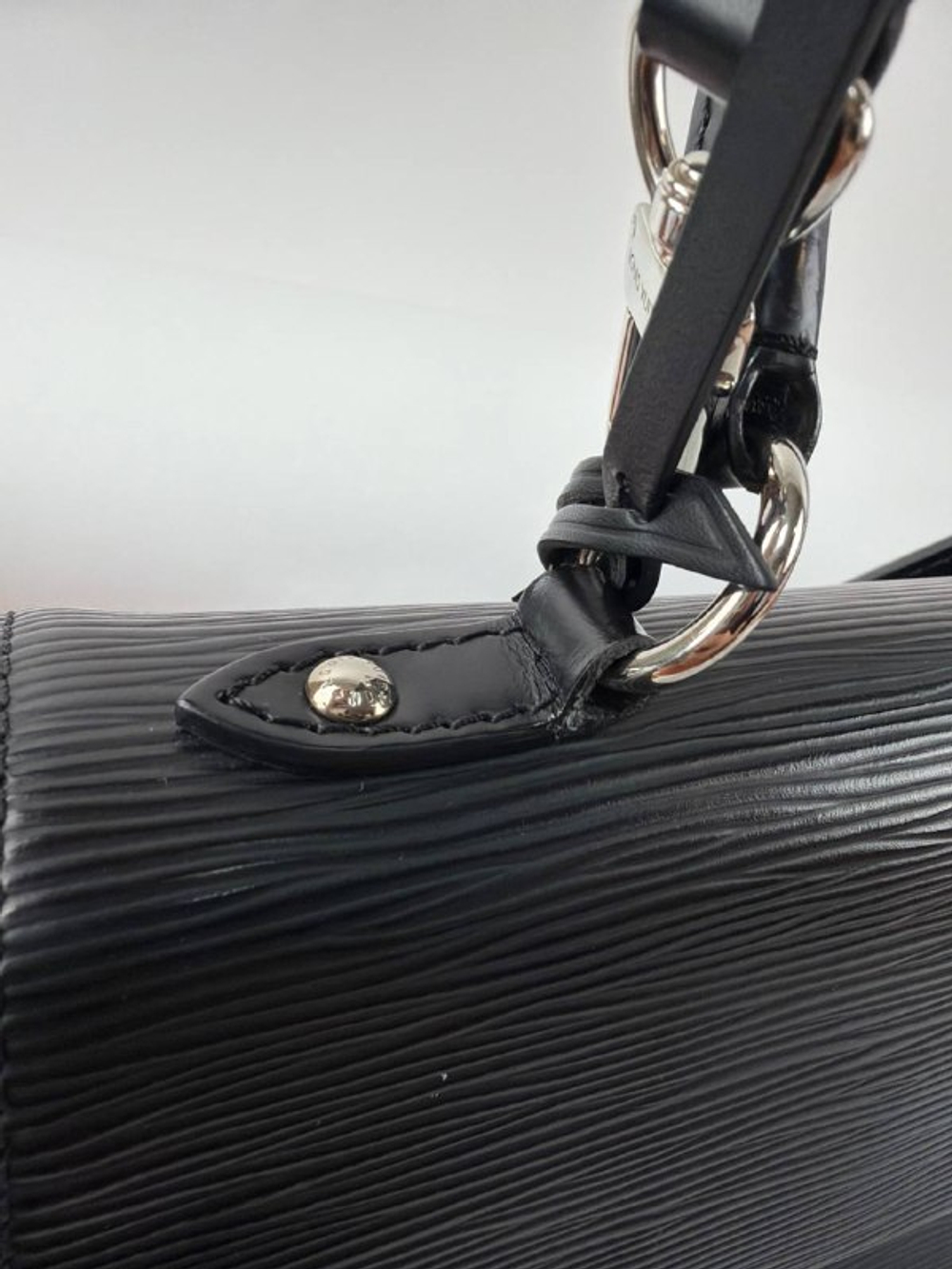 Сумка Louis Vuitton Cluny BB