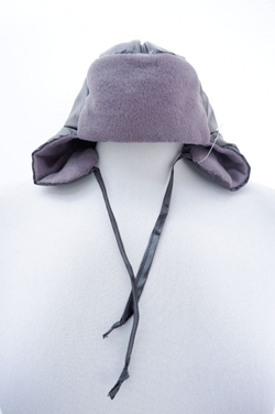 Шапка модная на 3 года, новая