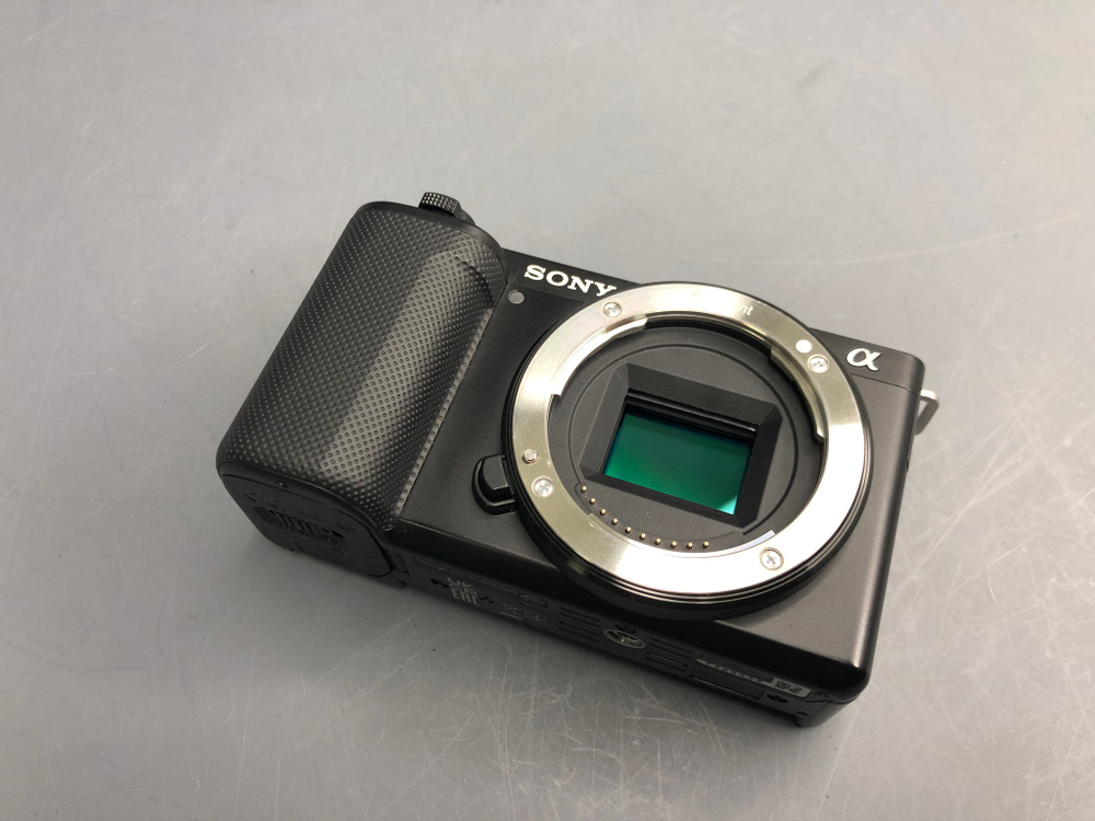 Sony ZV-E10 Kit 16-50mm 4.500 кадров