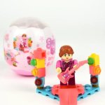 Игрушки в капсуле 75 мм Конструкторы «Пляжная вечеринка» 12 шт