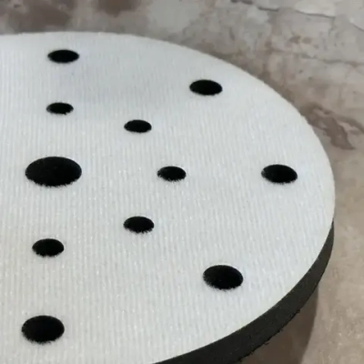 Защитная прокладка для шлифовальной подошвы 150 мм, 16 отверстий, толщина 10 мм.