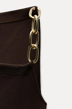 ZARA ТРИКОТАЖНЫЙ ТОП АСИММЕТРИЧНОГО КРОЯ С ЦЕПОЧКОЙ, КОРИЧНЕВЫЙ