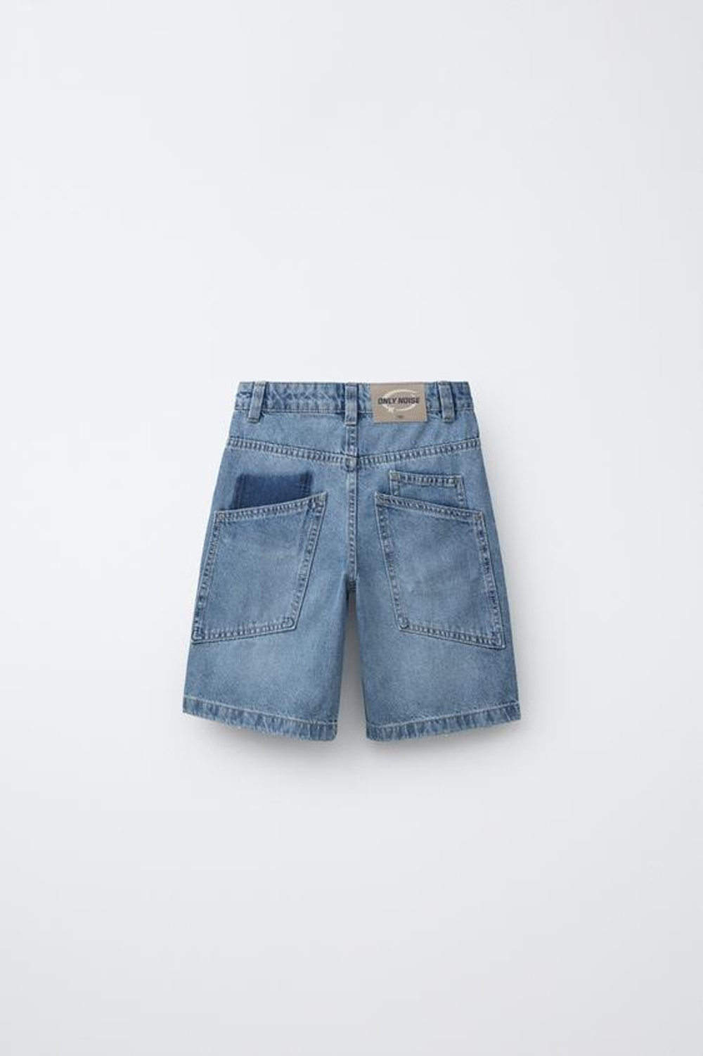 ZARA ДЖИНСОВЫЕ ШОРТЫ С КАРМАНАМИ, СИНИЙ