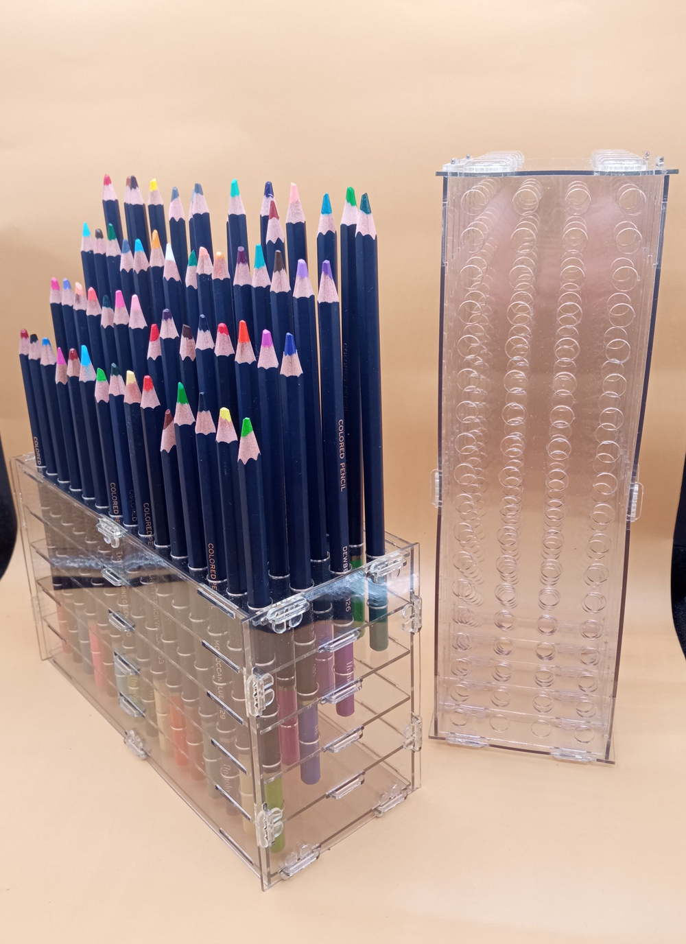 Подставка - органайзер для карандашей для скетчинга и рисования / Лаборатория Радуги, для 72 карандаша, прозрачный, из акрила