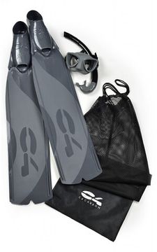 Набор маска+трубка+ласты в сумке C4 Carbon Predator