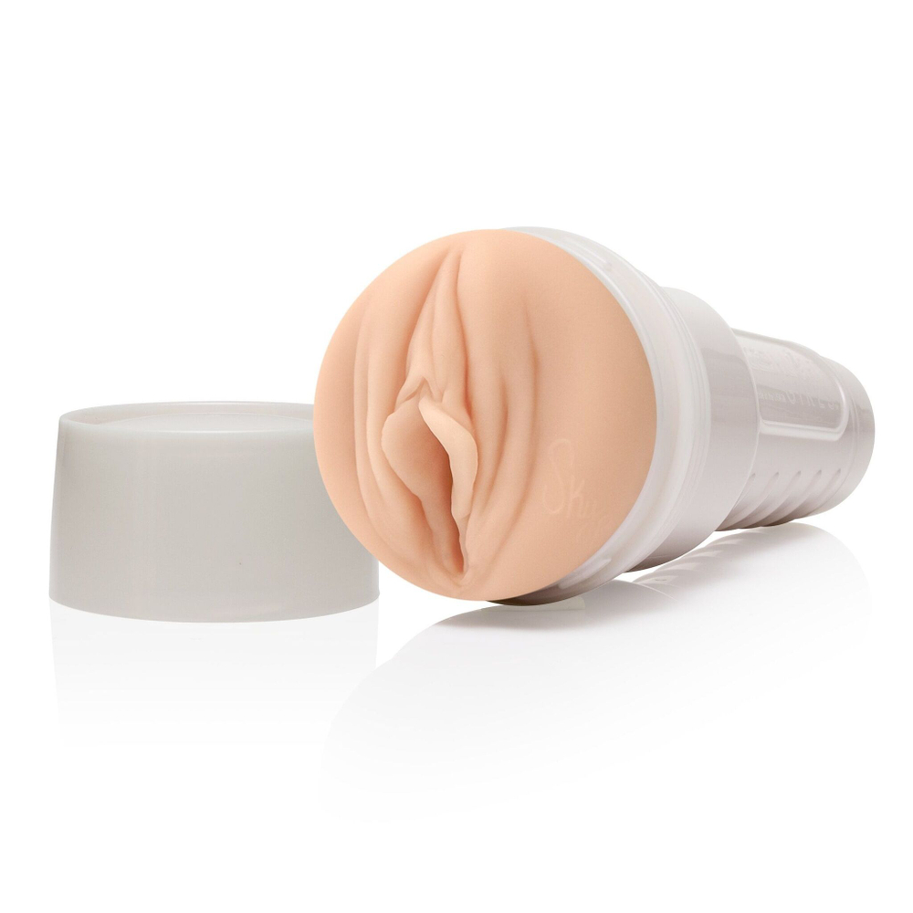 Мастурбатор-вагина Fleshlight Girls - Sky Bri Celestial (Цвет: белый)