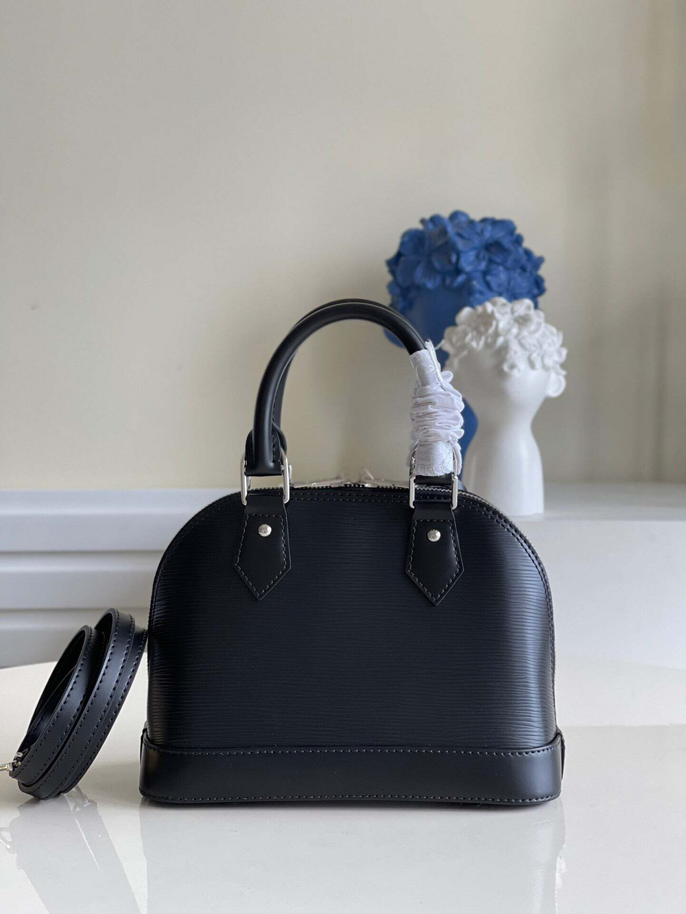 Louis Vuitton Alma BB