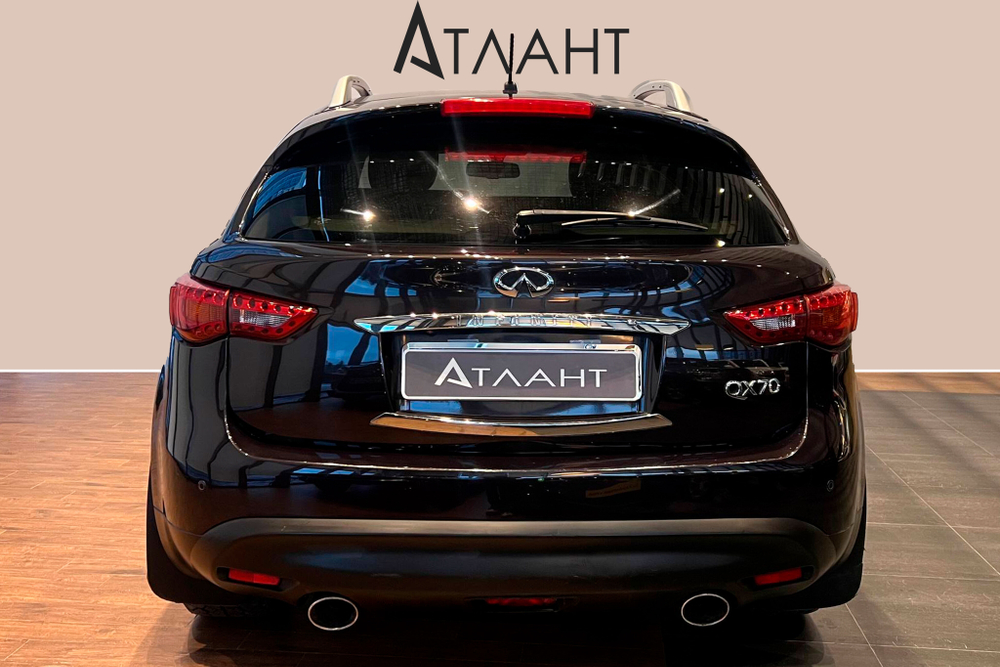 Infiniti QX70, 2014 год