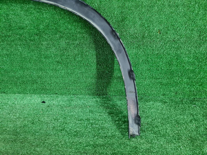 Расширитель передний правый BMW X5 F15 (2013-2018)