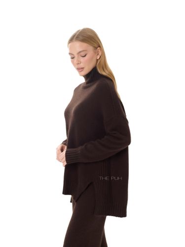 Шоколадный кашемировый костюм свободного кроя