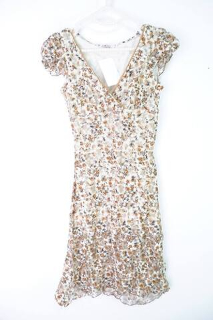 Платье для романтичного образа, визуально 40 размер