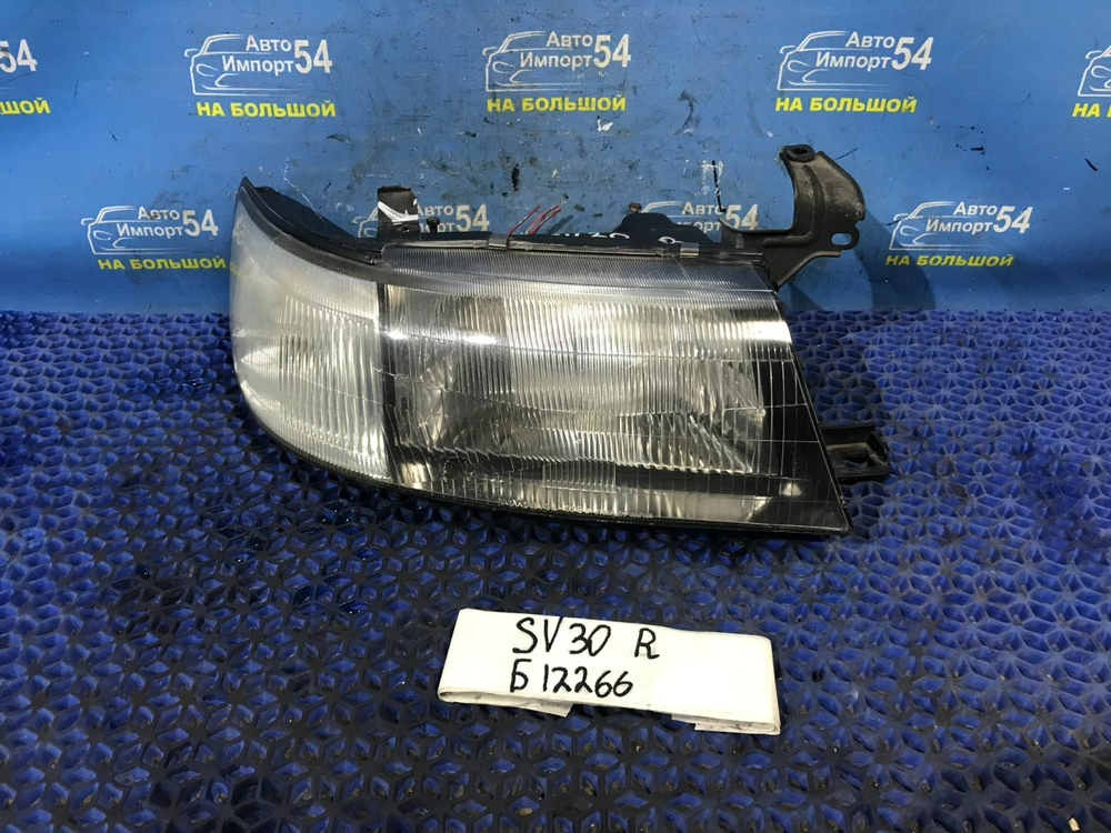 Фара передняя правая TOYOTA VISTA 1992-1994