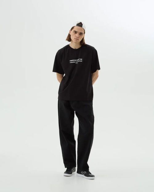 Футболка Postaments Tyranny черная