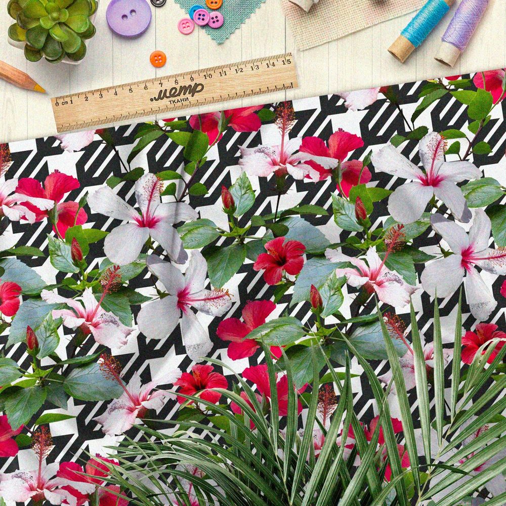 Ткань оксфорд 600 яркие цветы на чёрно-белом фоне