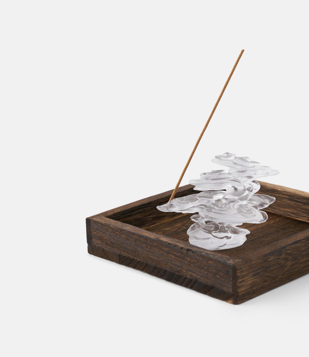 Kin Object Ethereal Clouds Liuli — держатель аромапалочек