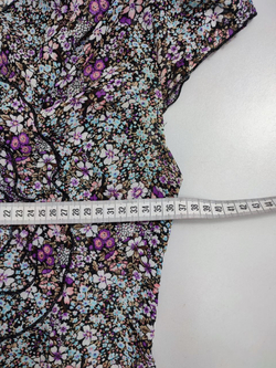 Блузка Amisu яркого цвета 42 размер