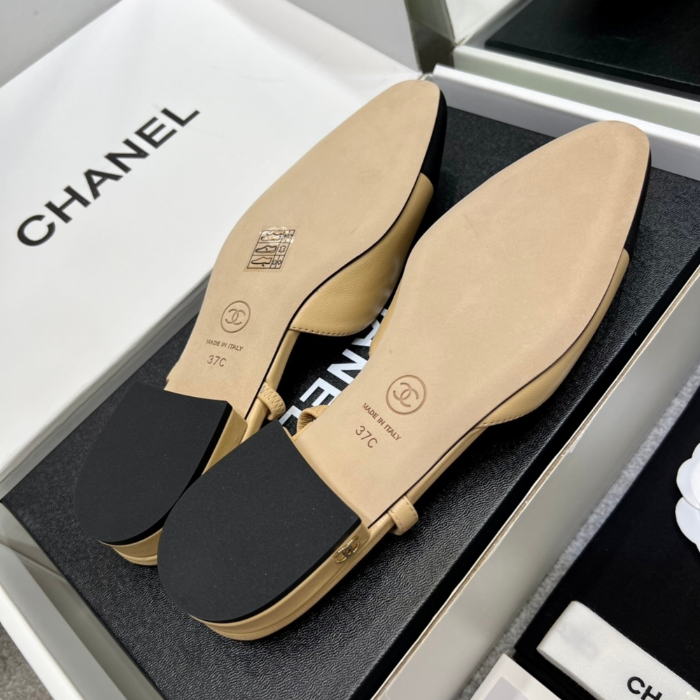 Chanel Slingbacks 2 cm