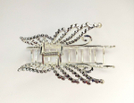 Заколка-краб большая "бабочка" инкрустированная  россыпью страз. 11,5см. Цвет серебро