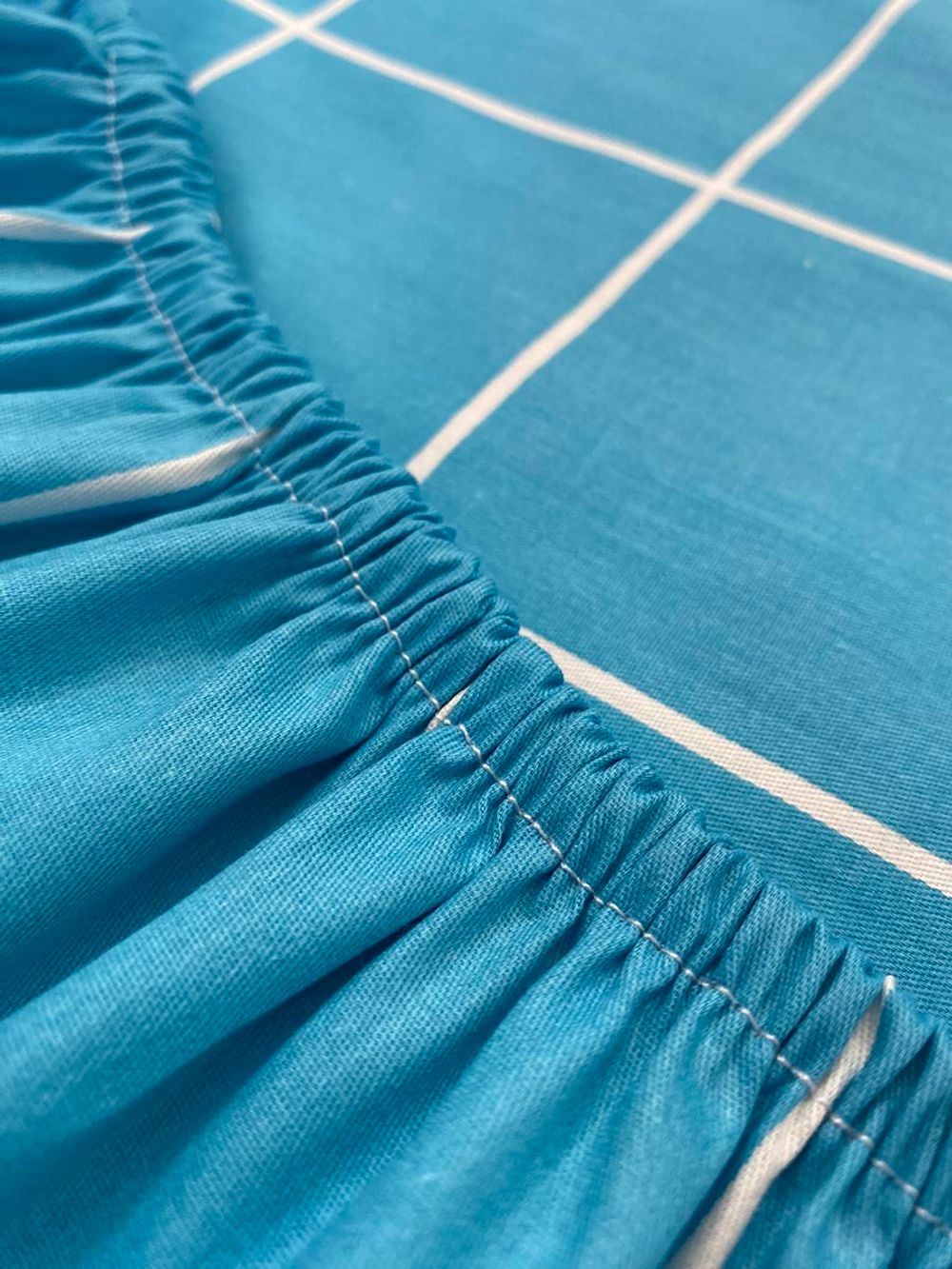 Простынь на резинке Milky Garden "Cellula" 140х200 см