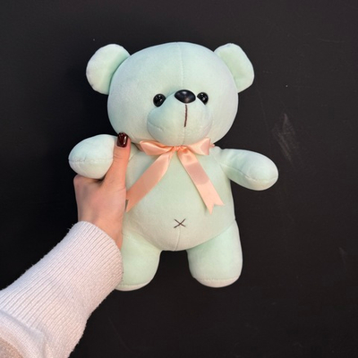 Медвежонок плюшевый с ленточкой