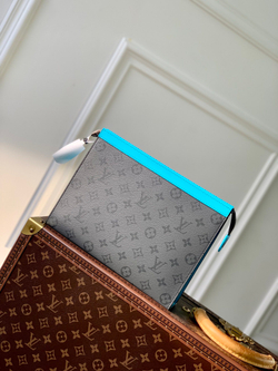 Louis Vuitton Toiletry Pouch 26