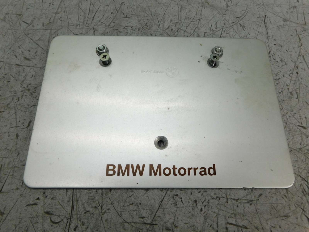 Крепление номера BMW F800S