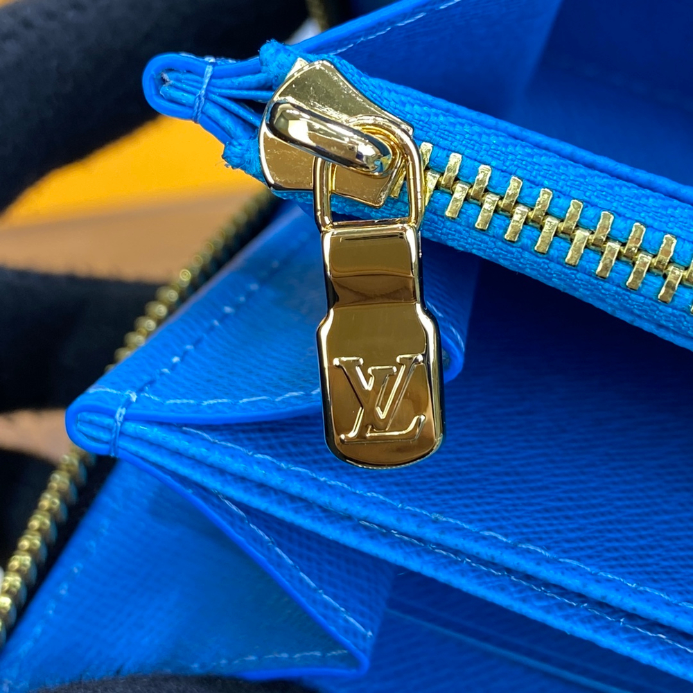 Louis Vuitton Zippy Wallet
