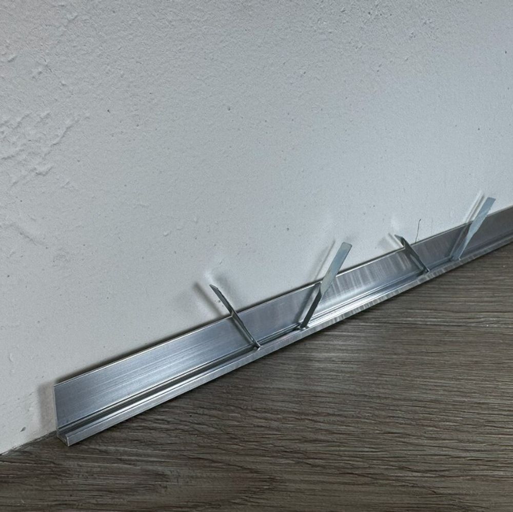 Щелевой плинтус Pro Design MINI 7067, 2700x15,5x6,15 мм