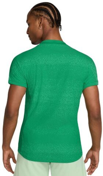 Мужская теннисная футболка Nike Court Rafa Dri-Fit Short Sleeve - зеленый