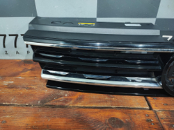 Решетка радиатора Volkswagen Tiguan 2 16-20 Б/У Оригинал 5NA853653