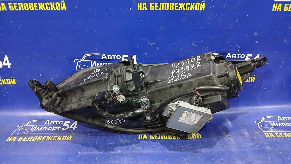 Фара передняя правая MITSUBISHI COLT 2002-2012