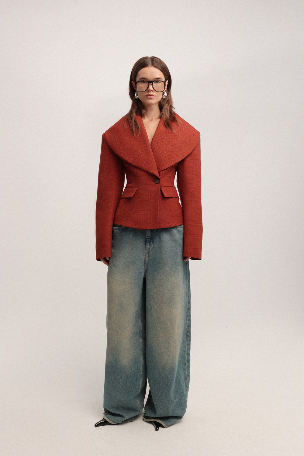 Джинсы бананы