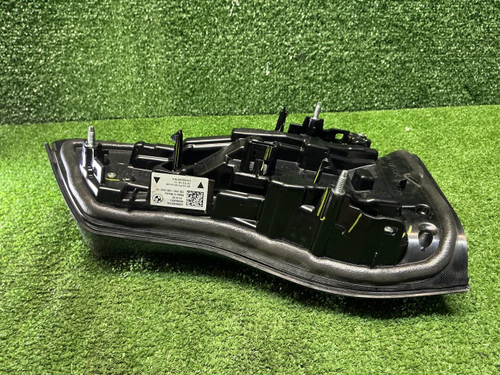 Фонарь левый внутренний BMW X3 G01 (2021-2024)