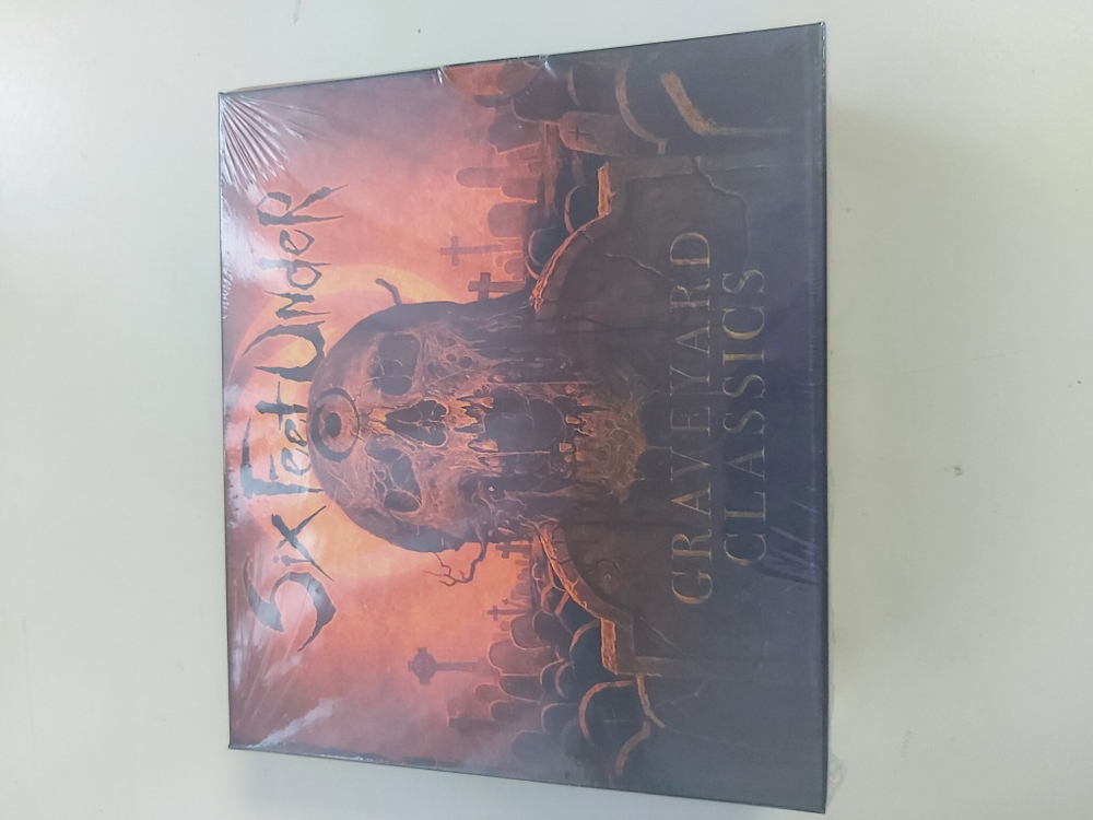 SIX FEET UNDER - Graveyard Classics 4CD-BOX, музыкальный компакт диск