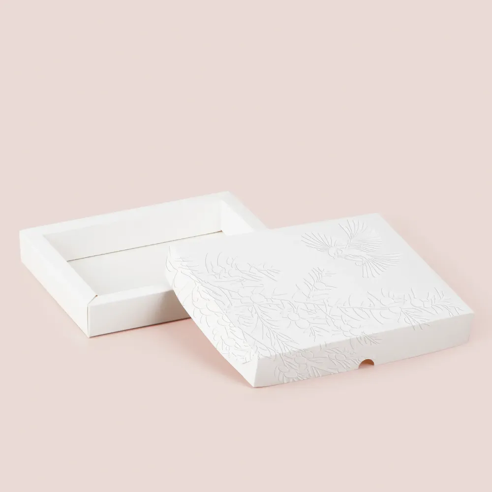 Коробка для пряников с тиснением 200*160*30 мм