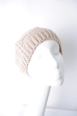 Берет светлый